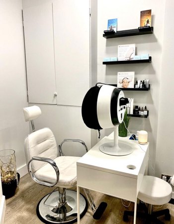 Face-Scanning-Skin-Treatments-Urban-Spa-Bishops-Stortford
